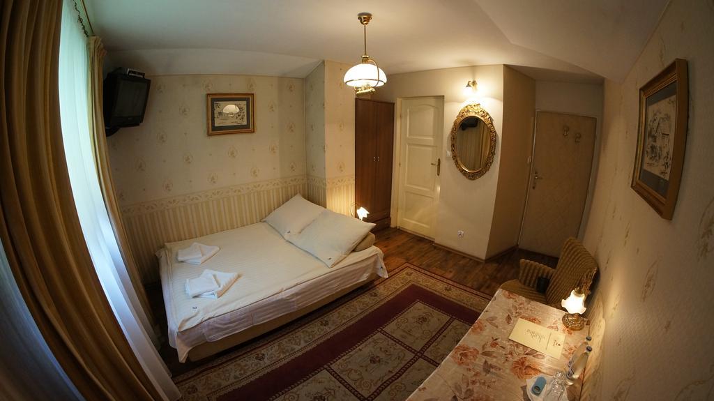 Florian Budget Rooms Krakow Room photo